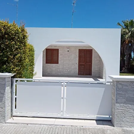 Dimora Alfas Villaggio Torre Saracena